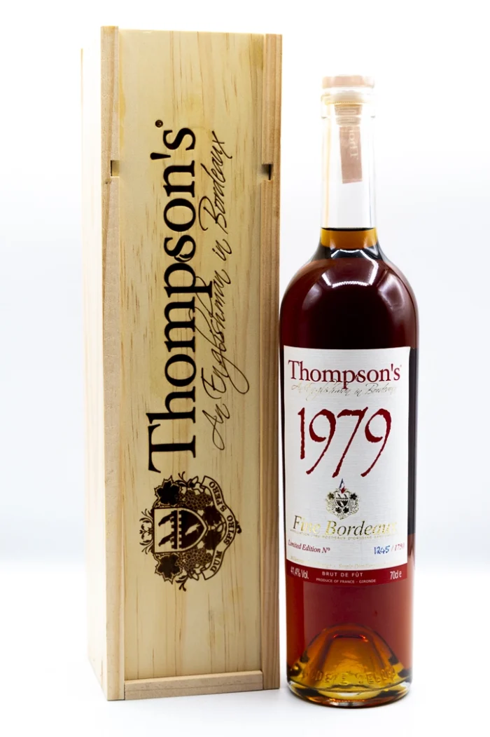 EXCEPTIONNEL ! THOMPSON'S FINE BORDEAUX 1979 / 35 ANS BRUT DE FUT 70 CL - 41.4%
